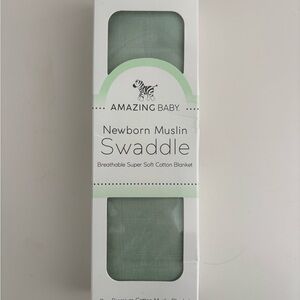 Amazing Baby Green Newborn Muslin Swaddle